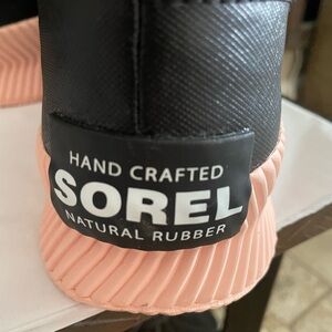 Sorel Black and Pink Natural Rubber Boots
